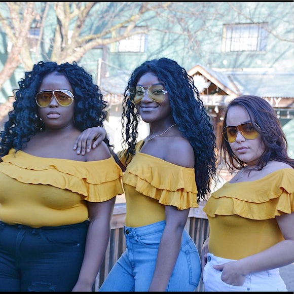 Off Shoulder Ruffle Overlay Bodysuit - Picture 7 of 8